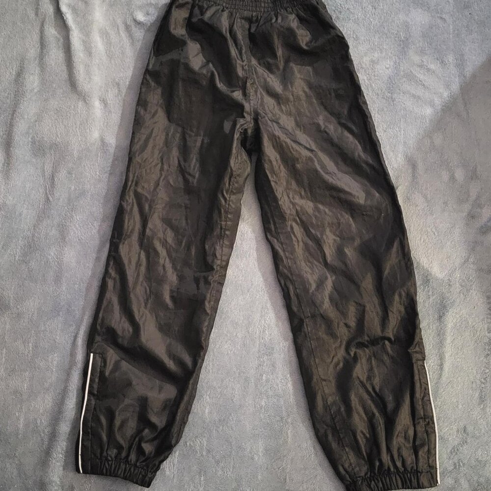 Like NEW AlpineTek Size 7-8 black lightweight ski pants or sport pants